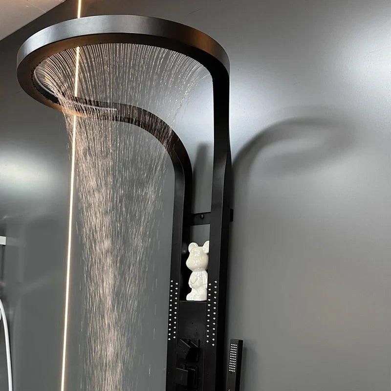Cascata Aura - La doccia che trasforma ogni momento in relax