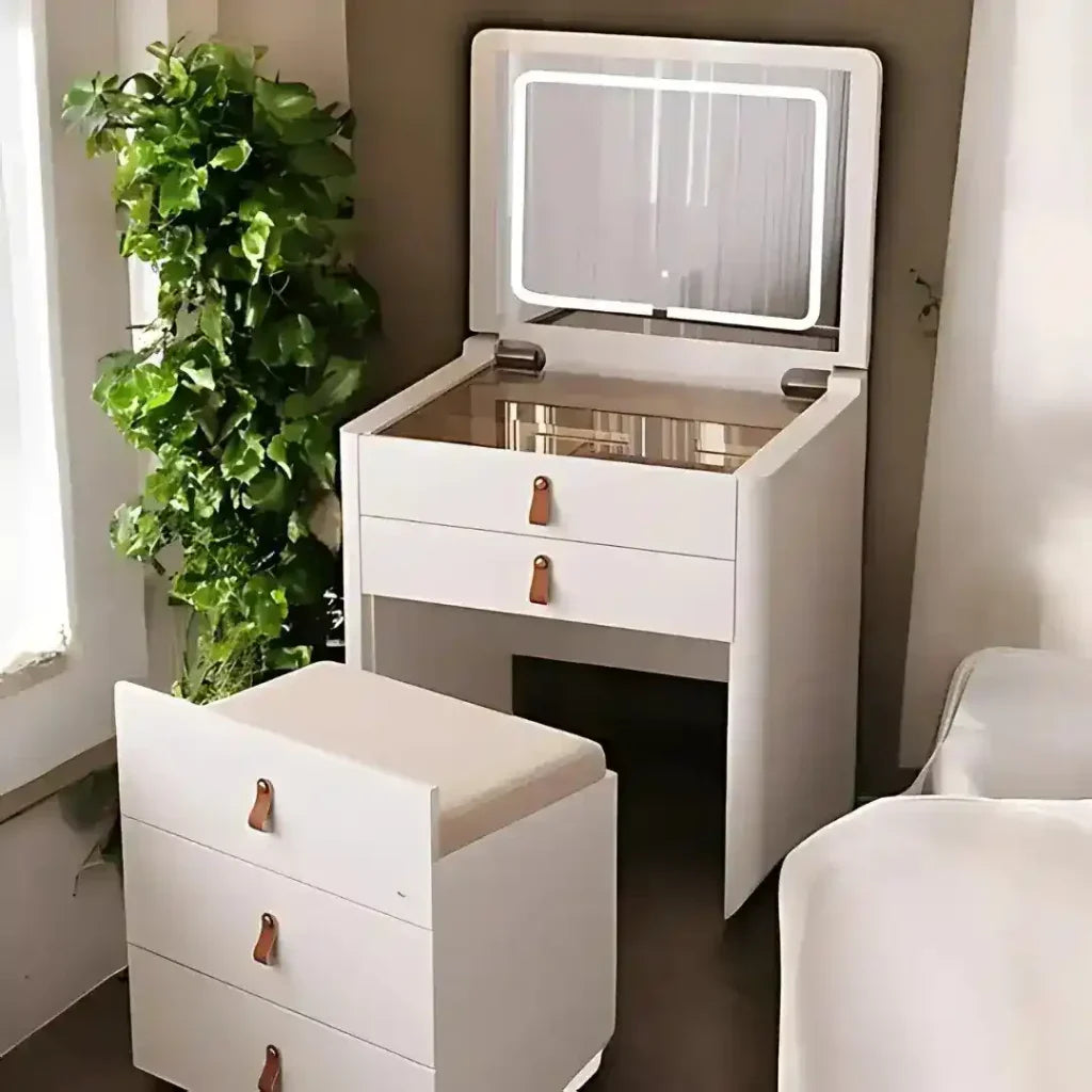 Ivory – Toeletta con specchio pieghevole