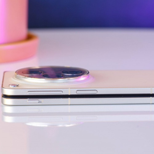 OPPO Find N3 – Smartphone pieghevole con doppio schermo e prestazioni di fascia alta (ricarica rapida da 67 W)