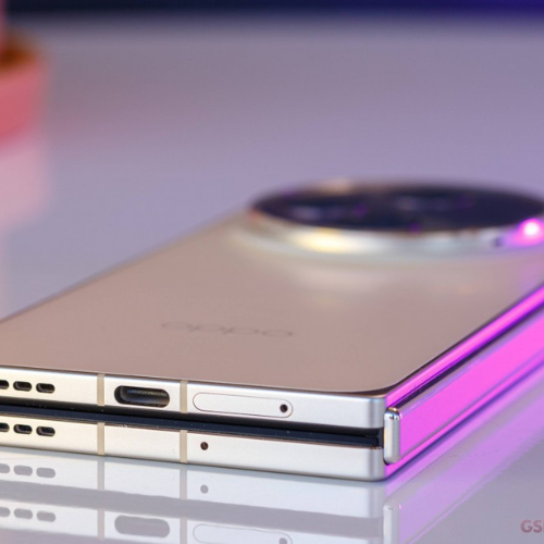 OPPO Find N3 – Smartphone pieghevole con doppio schermo e prestazioni di fascia alta (ricarica rapida da 67 W)