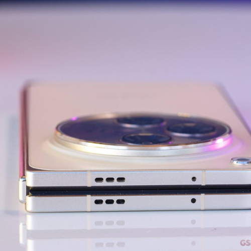 OPPO Find N3 – Smartphone pieghevole con doppio schermo e prestazioni di fascia alta (ricarica rapida da 67 W)