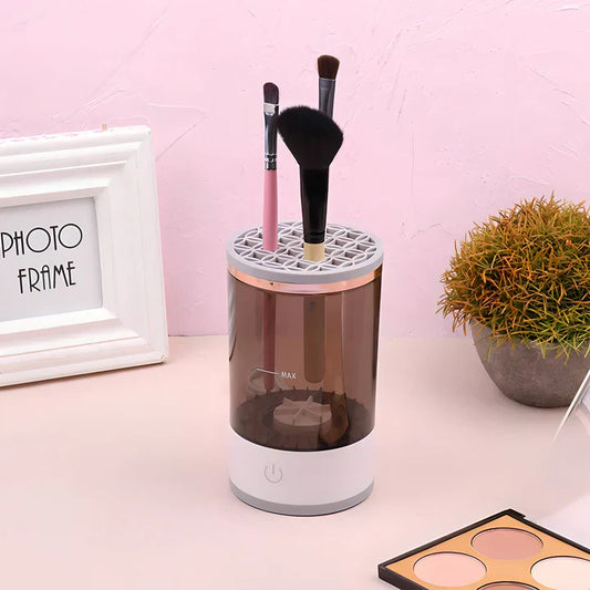 Spazzola elettrica per pulire i pennelli da trucco